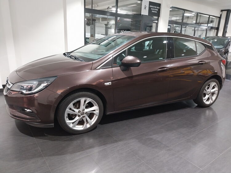 Opel Astra <span class=